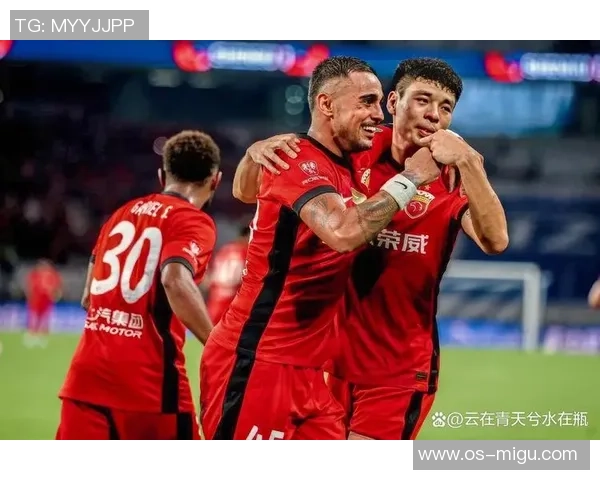 播鹿岛主场迎战上港双方争夺亚冠资格赛关键战役