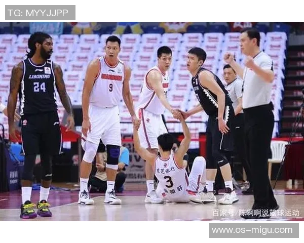 李慕豪的篮球之路：从青年才俊到职业赛场的奋斗与荣耀